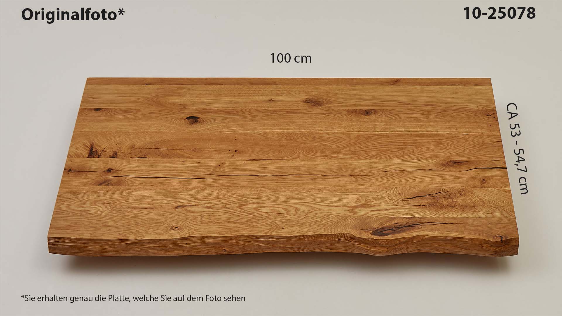 Eichenholz-Tischplatte Nummer 10-25078, Länge 100 cm cm, Breite ca. 53 cm–54.7 cm, mit gebürsteter Baumkante, geschliffen, 2 Schichten italienisches Öl, Äste und Risse mit Epoxidharz