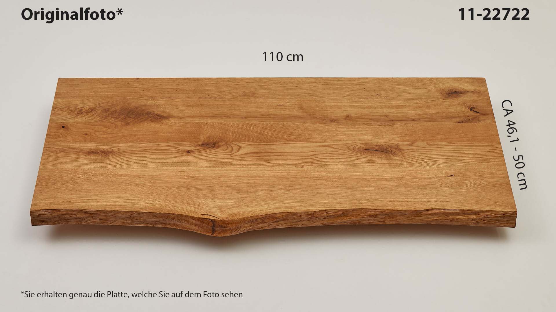 Eichenholz-Tischplatte Nummer 11-22722, Länge 110 cm cm, Breite ca. 46.1 cm–50 cm, mit gebürsteter Baumkante, geschliffen, 2 Schichten italienisches Öl, Äste und Risse mit Epoxidharz