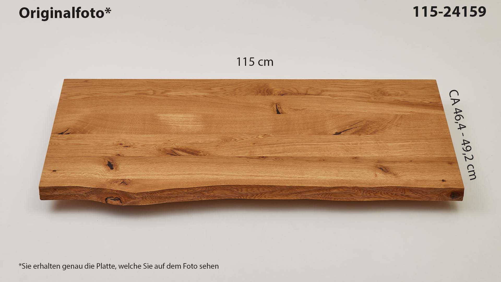 Eichenholz-Tischplatte Nummer 115-24159, Länge 115 cm cm, Breite ca. 46.4 cm–49.2 cm, mit gebürsteter Baumkante, geschliffen, 2 Schichten italienisches Öl, Äste und Risse mit Epoxidharz