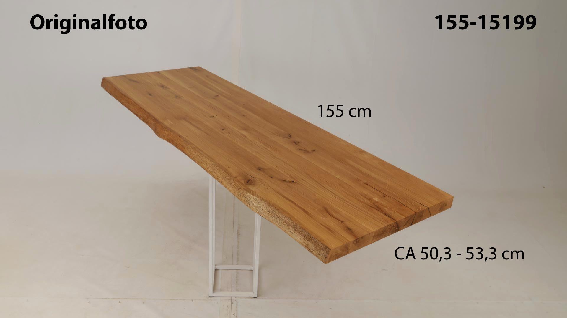 Eichenholz-Tischplatte Nummer 155-15199, Länge 155 cm cm, Breite ca. 50.3 cm–53.3 cm, mit gebürsteter Baumkante, geschliffen, 2 Schichten italienisches Öl, Äste und Risse mit Epoxidharz