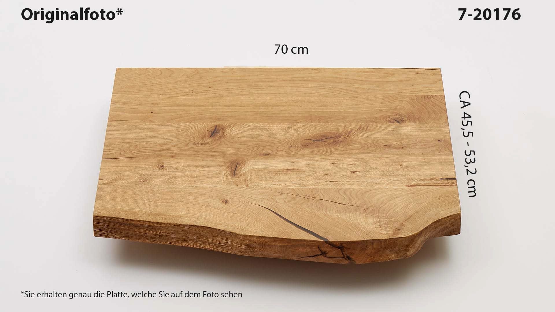 Eichenholz-Tischplatte Nummer 7-20176, Länge 70 cm cm, Breite ca. 45.5 cm–53.2 cm, mit gebürsteter Baumkante, geschliffen, 2 Schichten italienisches Öl, Äste und Risse mit Epoxidharz