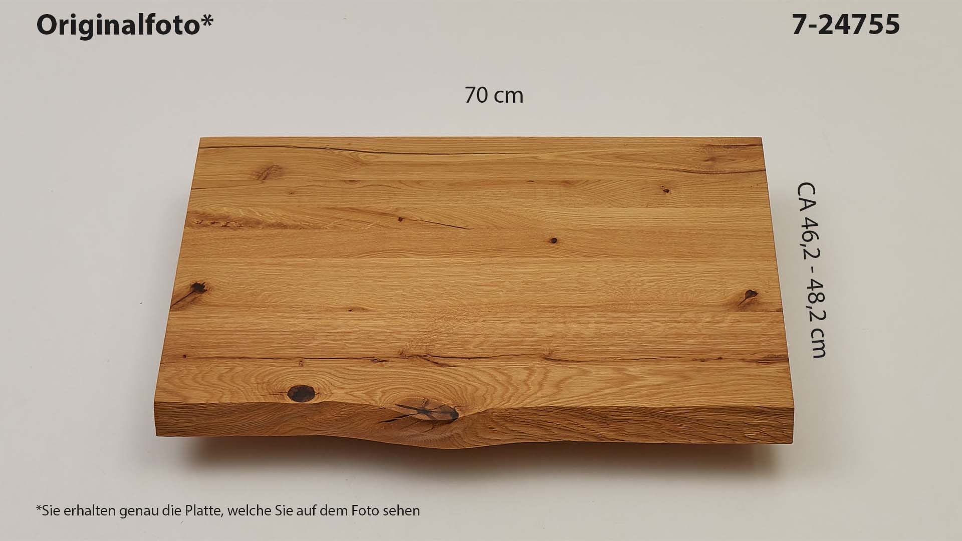 Eichenholz-Tischplatte Nummer 7-24755, Länge 70 cm cm, Breite ca. 46.2 cm–48.2 cm, mit gebürsteter Baumkante, geschliffen, 2 Schichten italienisches Öl, Äste und Risse mit Epoxidharz