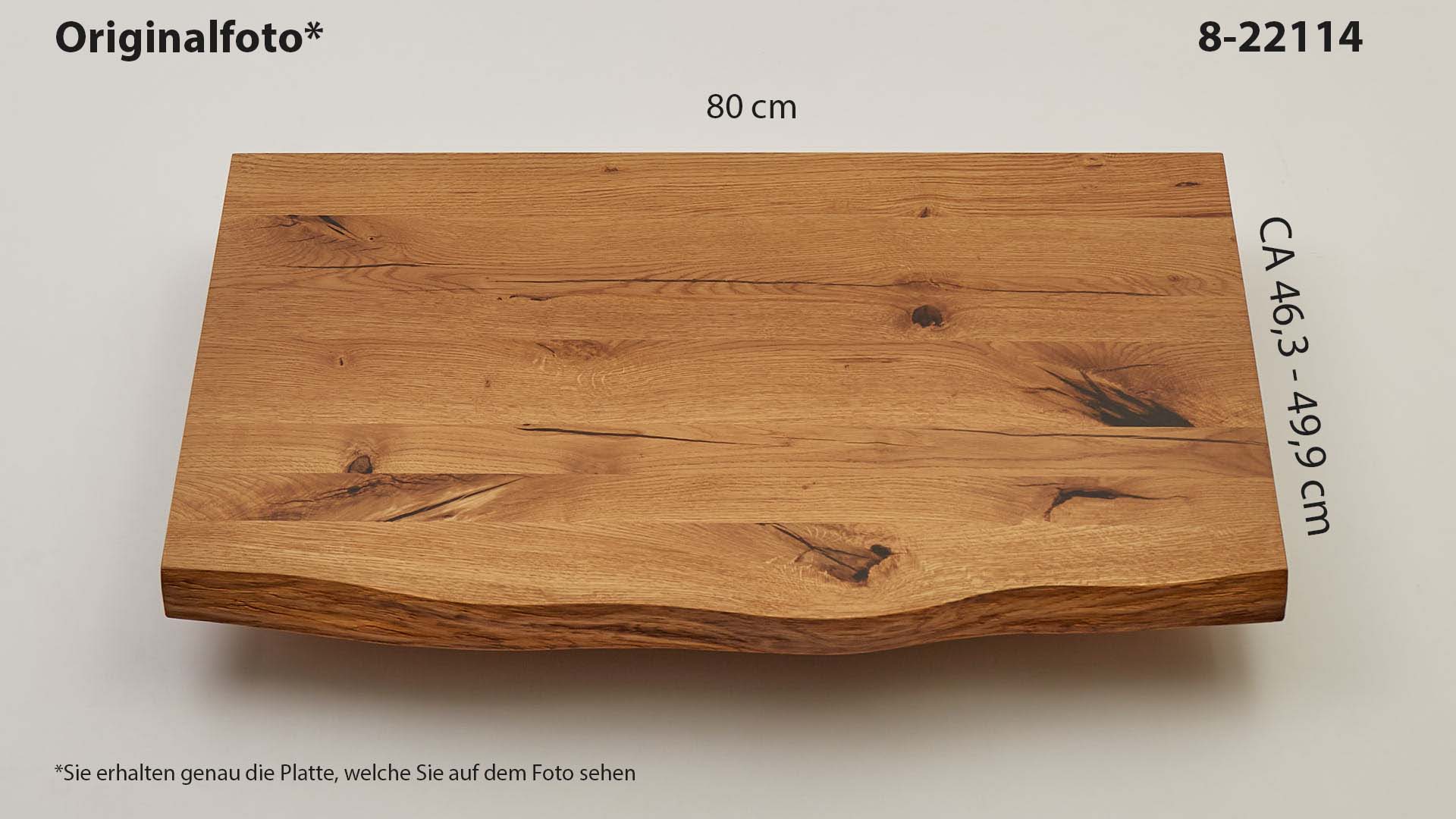 Eichenholz-Tischplatte Nummer 8-22114, Länge 80 cm cm, Breite ca. 46.3 cm–49.9 cm, mit gebürsteter Baumkante, geschliffen, 2 Schichten italienisches Öl, Äste und Risse mit Epoxidharz