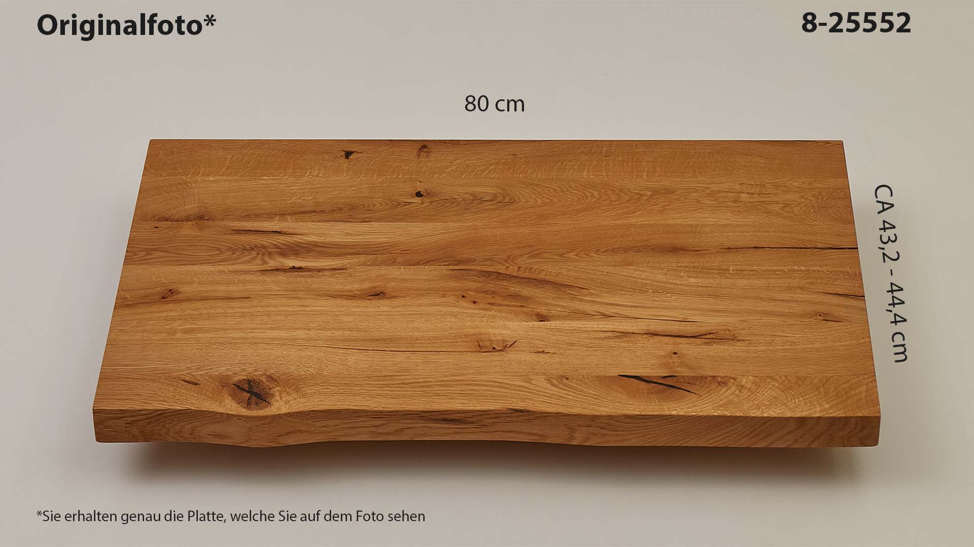 Eichenholz-Tischplatte Nummer 8-25552, Länge 80 cm cm, Breite ca. 43.2 cm–44.4 cm, mit gebürsteter Baumkante, geschliffen, 2 Schichten italienisches Öl, Äste und Risse mit Epoxidharz