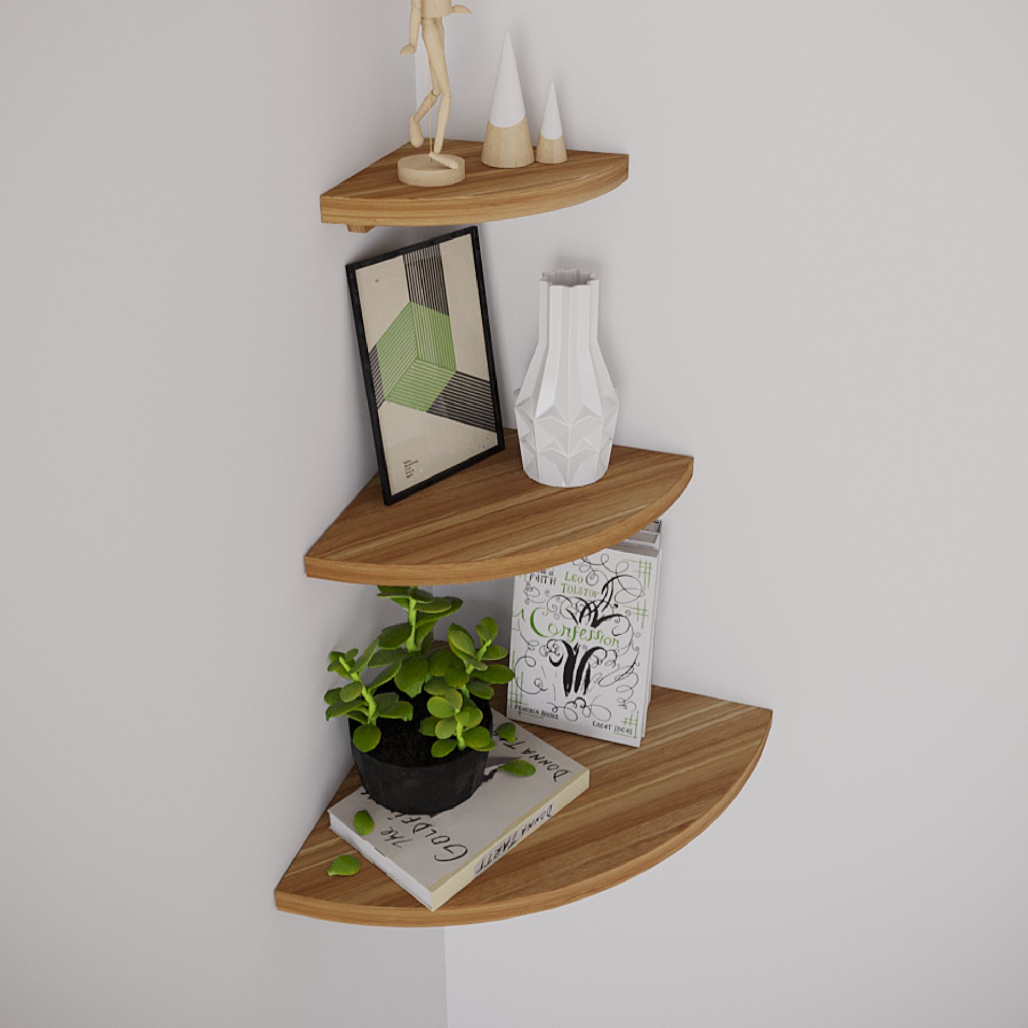 Dreistufiges Eckregal aus Holz an weißer Wand mit Pflanze, Vase und Bilderrahmen