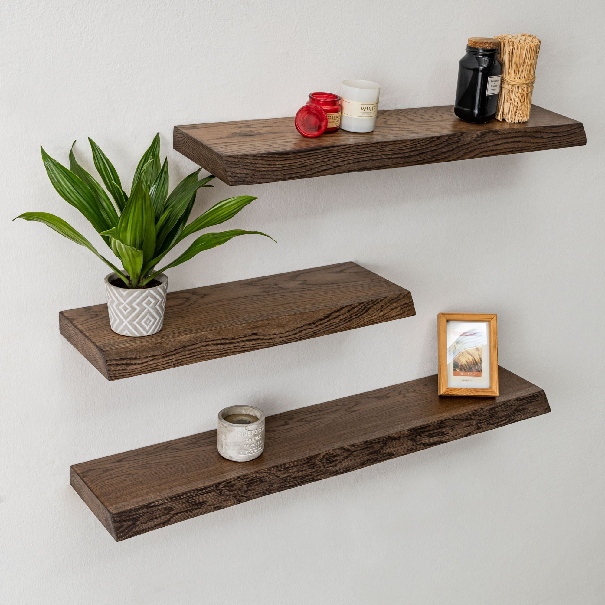 Wandregal Ruby Dunkel