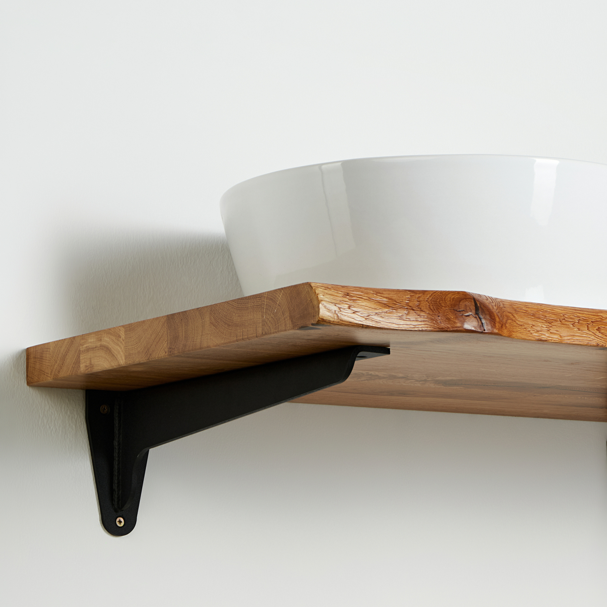 Waschtischhalterungen im L-Design