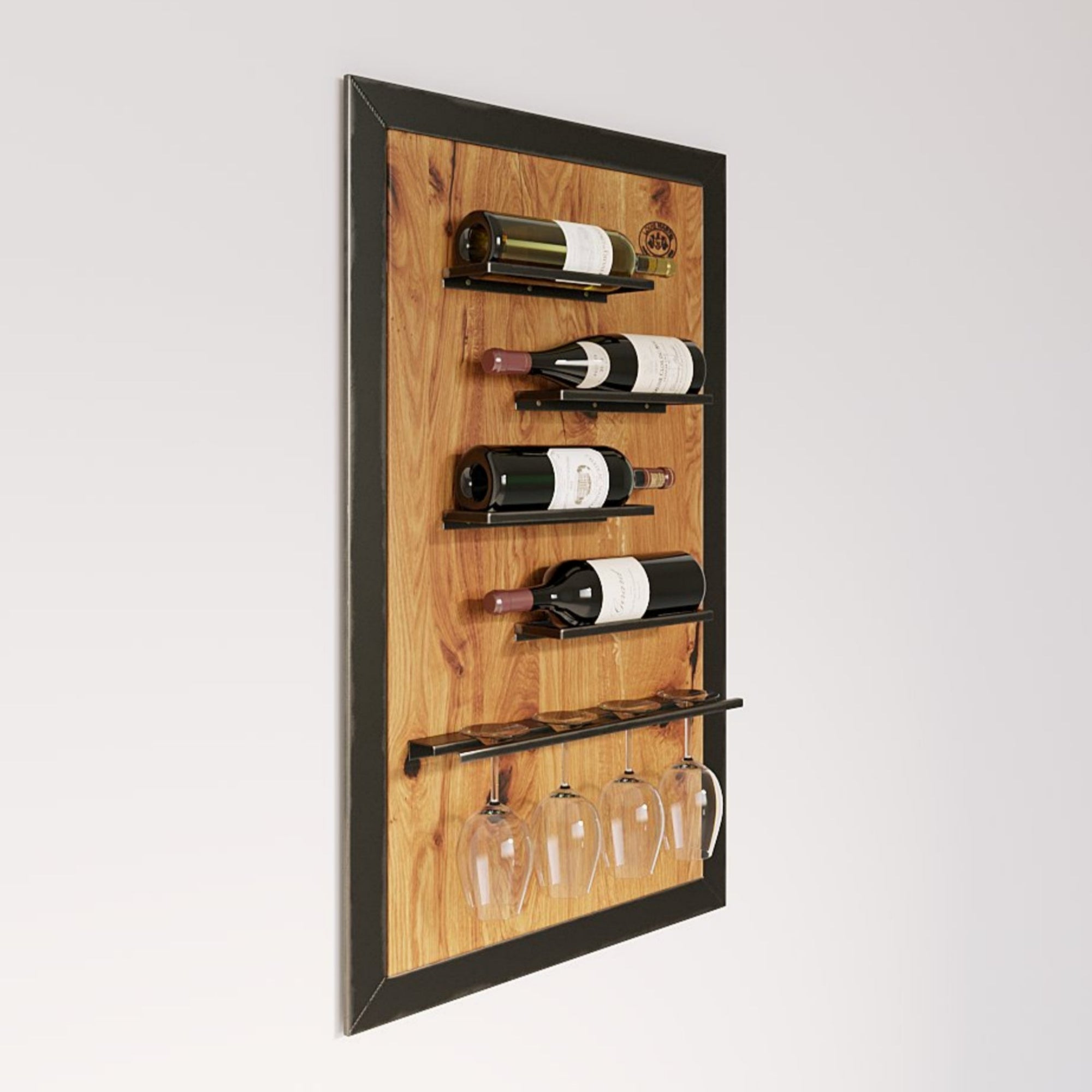 Massives Weinregal aus Eiche mit schwarzem Stahlrahmen im Industrial Design – leeres Wandregal für Weinflaschen und Gläser.