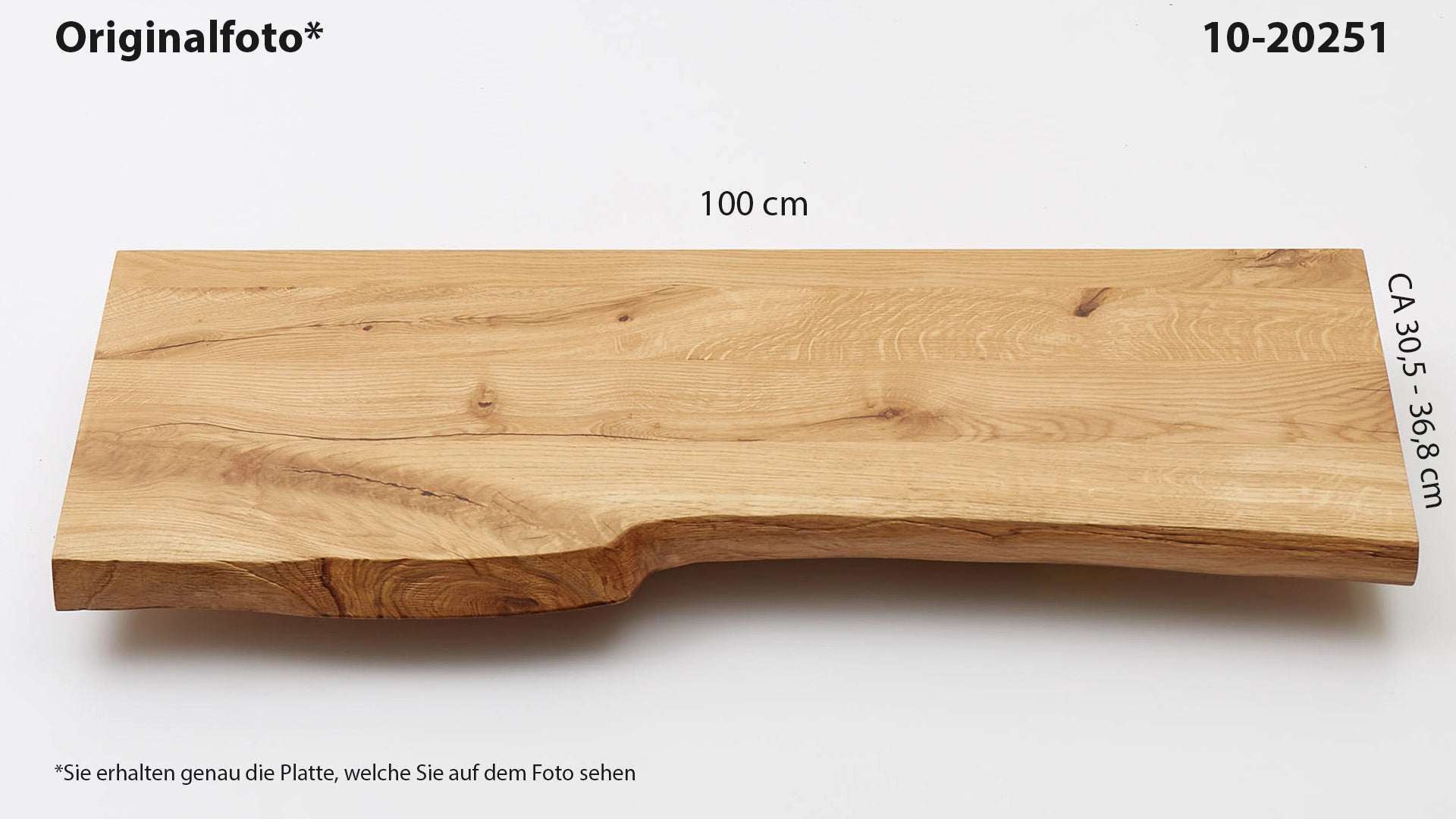 Eichenholz-Tischplatte Nummer 10-20251, Länge 100 cm cm, Breite ca. 30.5 cm–36.8 cm, mit gebürsteter Baumkante, geschliffen, 2 Schichten italienisches Öl, Äste und Risse mit Epoxidharz