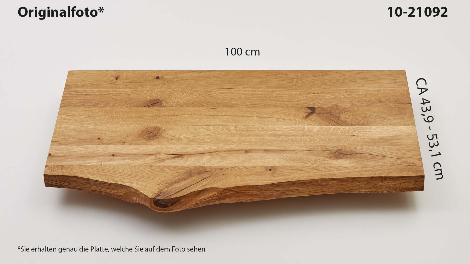 Eichenholz-Tischplatte Nummer 10-21092, Länge 100 cm cm, Breite ca. 43.9 cm–53.1 cm, mit gebürsteter Baumkante, geschliffen, 2 Schichten italienisches Öl, Äste und Risse mit Epoxidharz