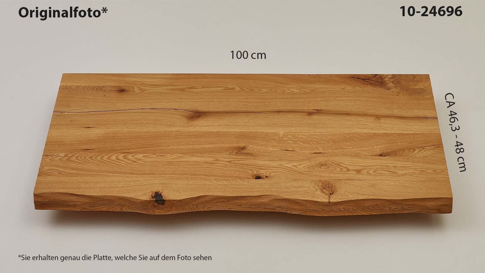 Eichenholz-Tischplatte Nummer 10-24696, Länge 100 cm cm, Breite ca. 46.3 cm–48 cm, mit gebürsteter Baumkante, geschliffen, 2 Schichten italienisches Öl, Äste und Risse mit Epoxidharz