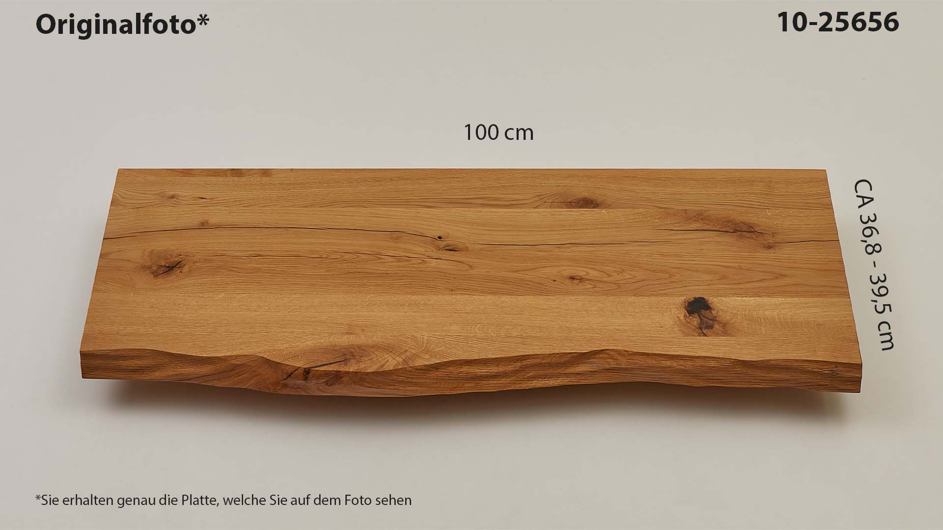 Eichenholz-Tischplatte Nummer 10-25656, Länge 100 cm cm, Breite ca. 36.8 cm–39.5 cm, mit gebürsteter Baumkante, geschliffen, 2 Schichten italienisches Öl, Äste und Risse mit Epoxidharz