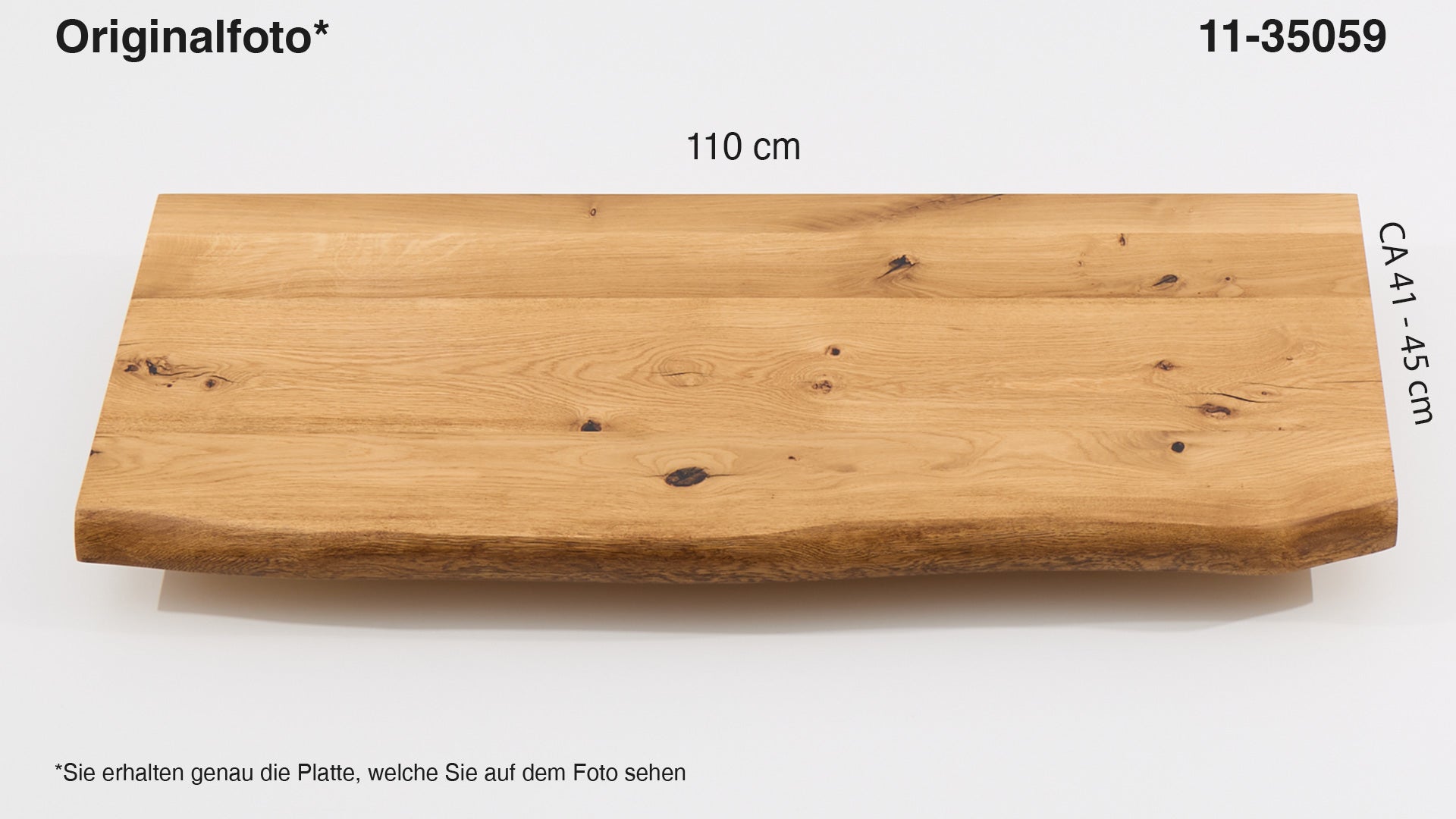 Eichenholz-Tischplatte Nummer 11-35059, Länge 110 cm cm, Breite ca. 41 cm–45 cm, mit gebürsteter Baumkante, geschliffen, 2 Schichten italienisches Öl, Äste und Risse mit Epoxidharz