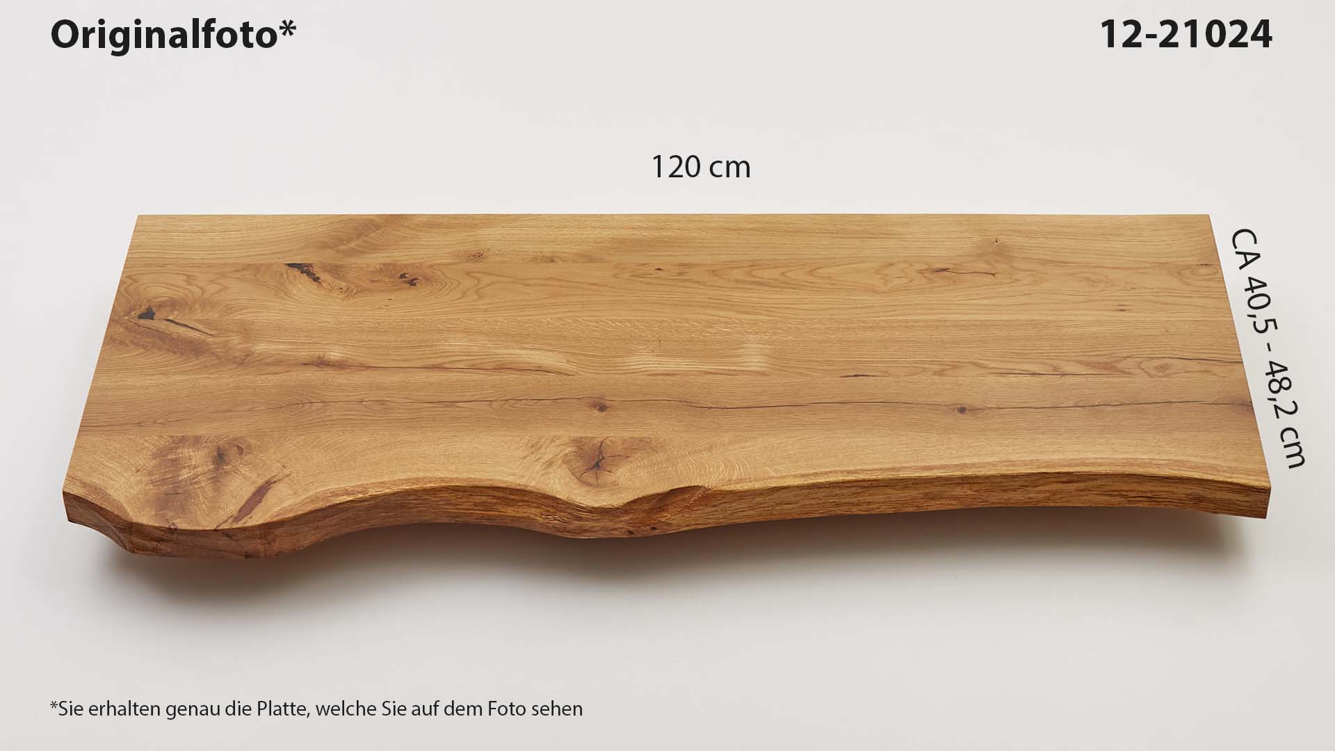 Eichenholz-Tischplatte Nummer 12-21024, Länge 120 cm cm, Breite ca. 40.5 cm–48.2 cm, mit gebürsteter Baumkante, geschliffen, 2 Schichten italienisches Öl, Äste und Risse mit Epoxidharz