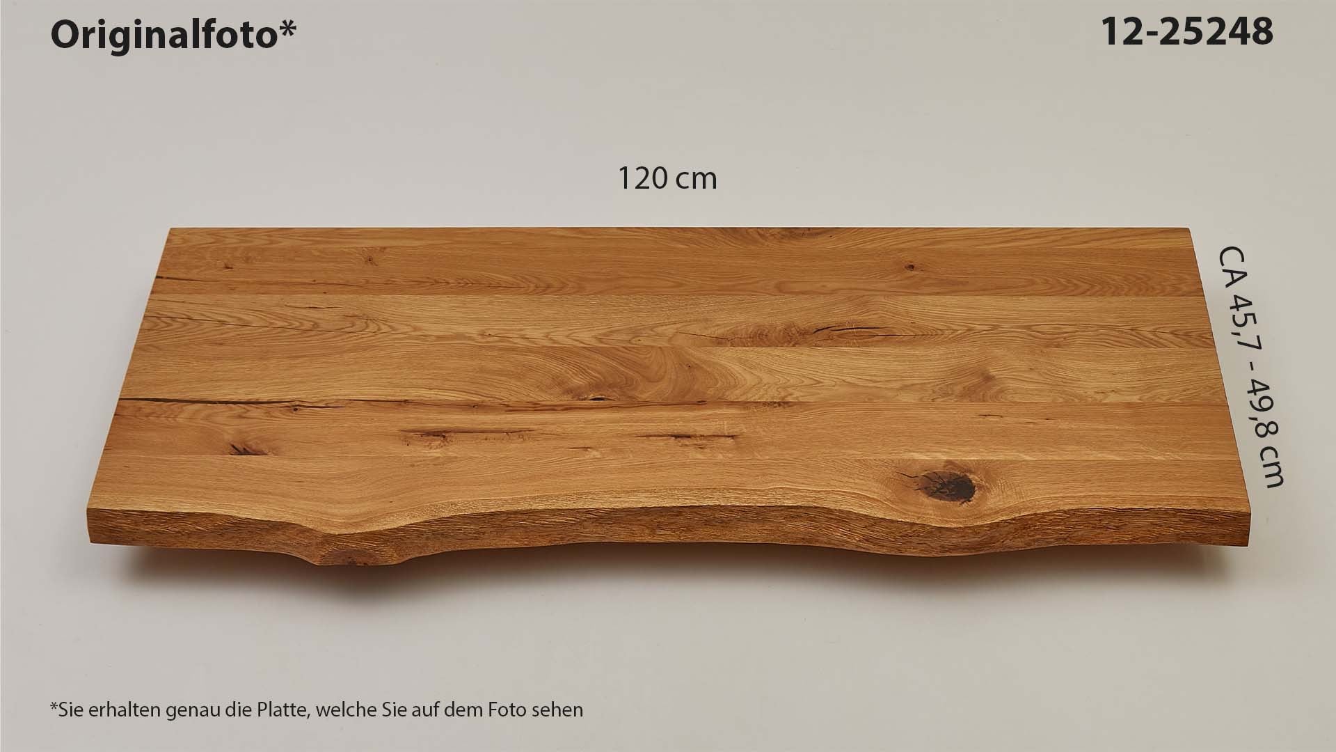 Eichenholz-Tischplatte Nummer 12-25248, Länge 120 cm cm, Breite ca. 45.7 cm–49.8 cm, mit gebürsteter Baumkante, geschliffen, 2 Schichten italienisches Öl, Äste und Risse mit Epoxidharz
