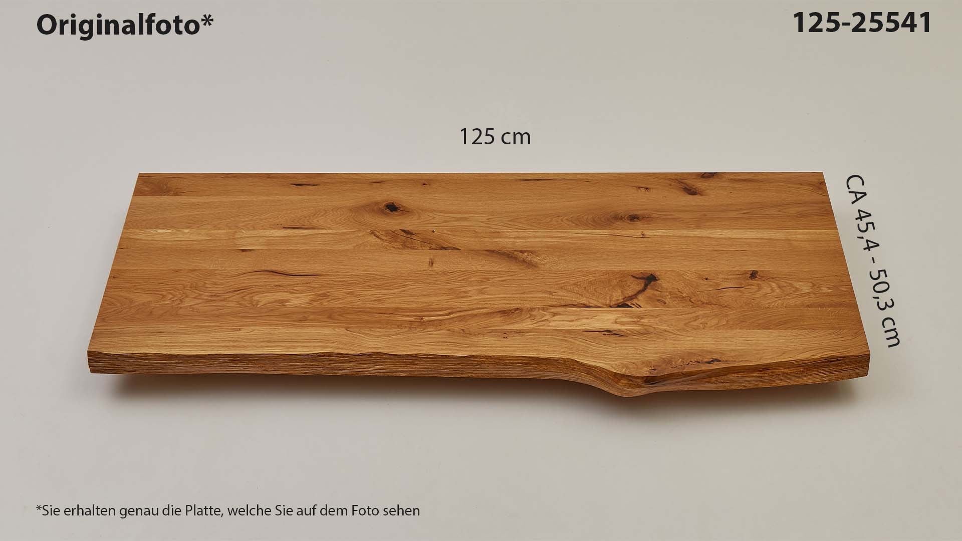 Eichenholz-Tischplatte Nummer 125-25541, Länge 125 cm cm, Breite ca. 45.4 cm–50.3 cm, mit gebürsteter Baumkante, geschliffen, 2 Schichten italienisches Öl, Äste und Risse mit Epoxidharz