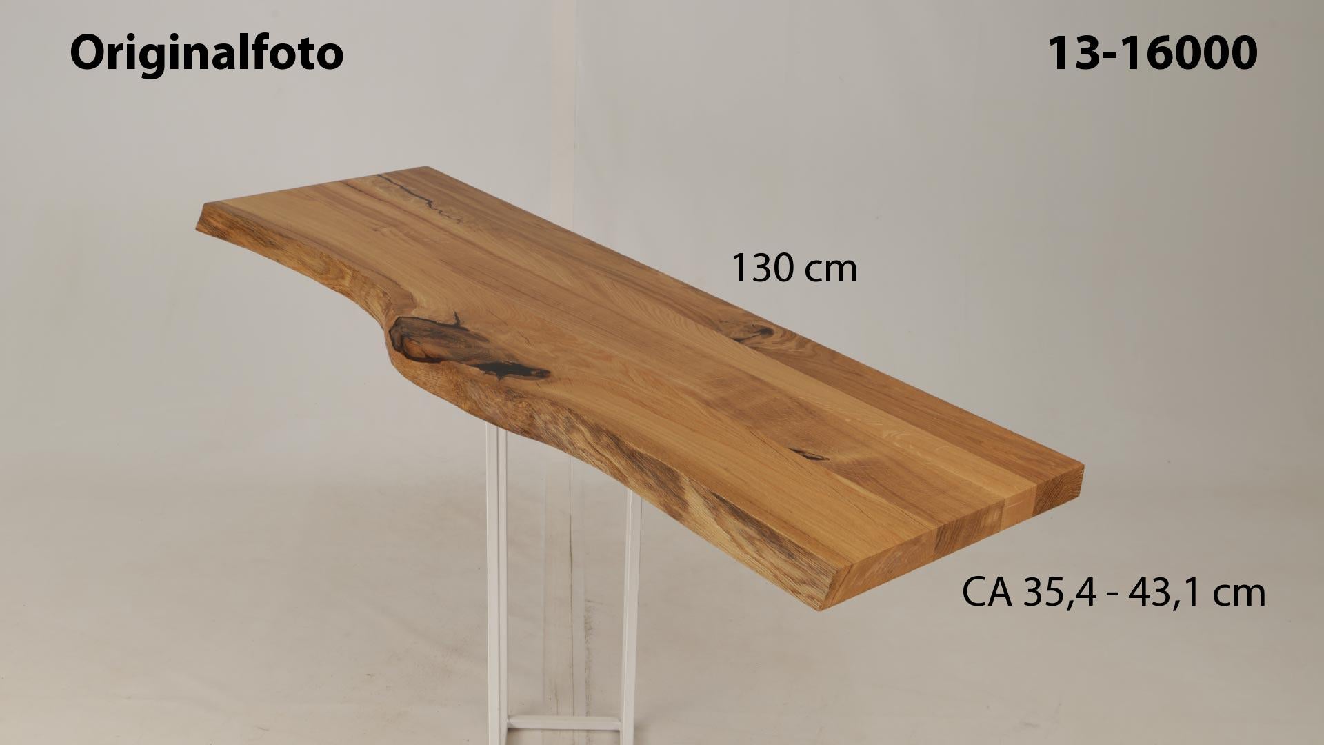 Eichenholz-Tischplatte Nummer 13-16000, Länge 130 cm cm, Breite ca. 35.4 cm–43.1 cm, mit gebürsteter Baumkante, geschliffen, 2 Schichten italienisches Öl, Äste und Risse mit Epoxidharz