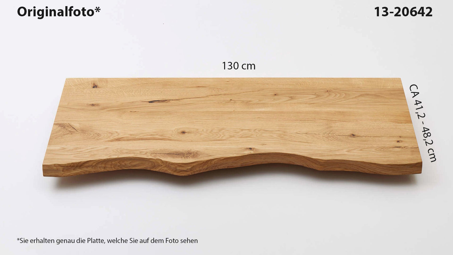 Eichenholz-Tischplatte Nummer 13-20642, Länge 130 cm cm, Breite ca. 41.2 cm–48.2 cm, mit gebürsteter Baumkante, geschliffen, 2 Schichten italienisches Öl, Äste und Risse mit Epoxidharz