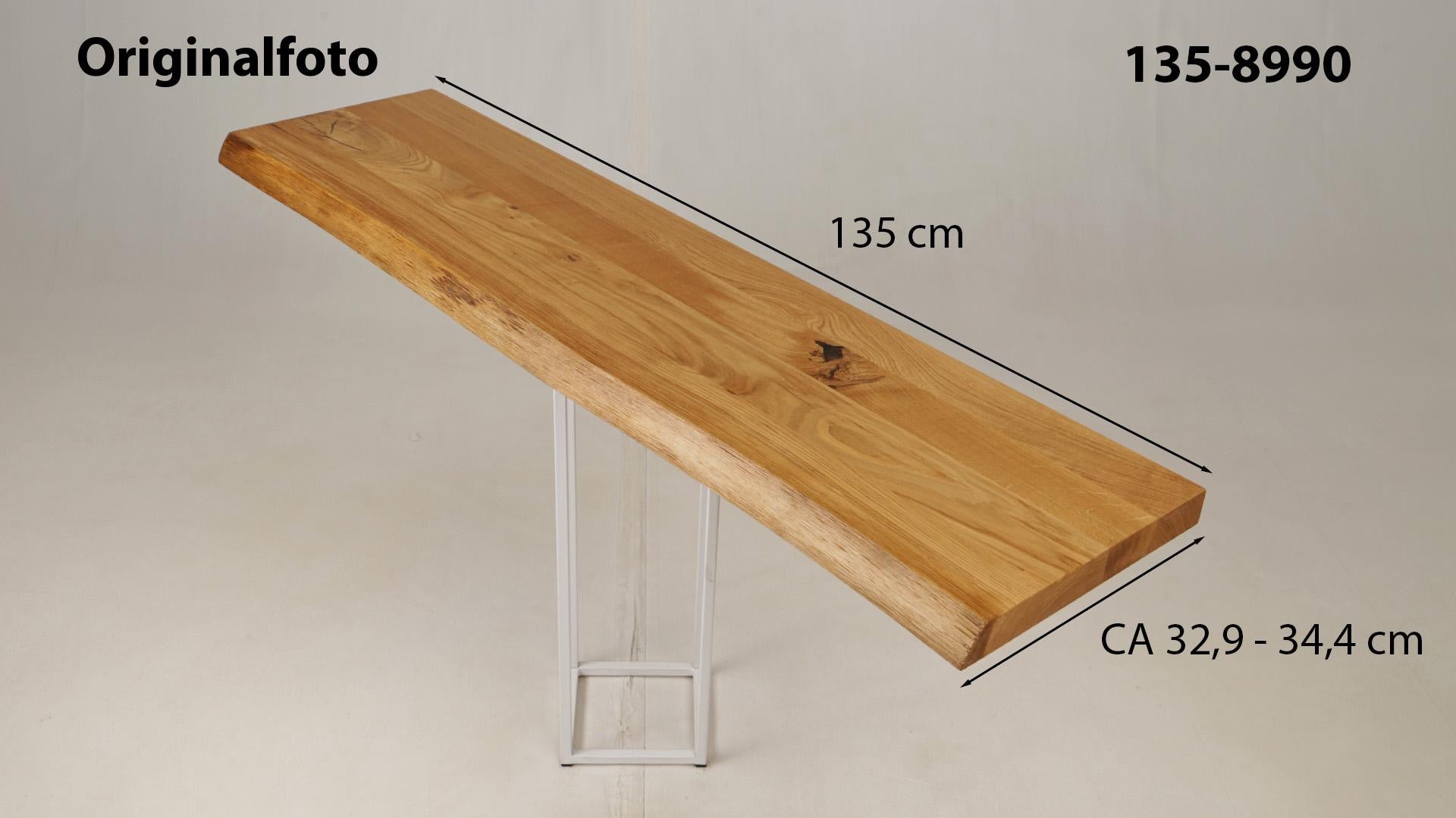 Eichenholz-Tischplatte Nummer 135-8990, Länge 135 cm cm, Breite ca. 32.9 cm–34.4 cm, mit gebürsteter Baumkante, geschliffen, 2 Schichten italienisches Öl, Äste und Risse mit Epoxidharz