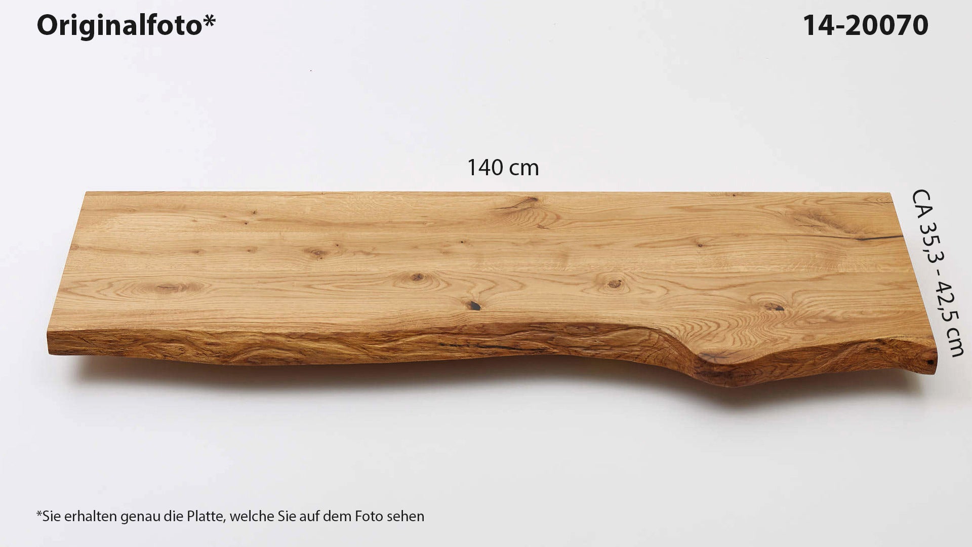 Eichenholz-Tischplatte Nummer 14-20070, Länge 140 cm cm, Breite ca. 35.3 cm–42.5 cm, mit gebürsteter Baumkante, geschliffen, 2 Schichten italienisches Öl, Äste und Risse mit Epoxidharz