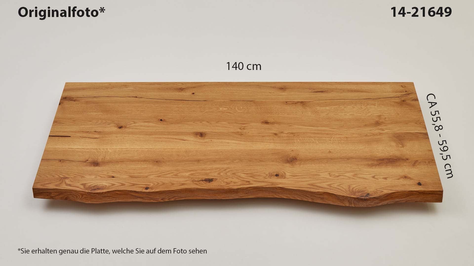 Eichenholz-Tischplatte Nummer 14-21649, Länge 140 cm cm, Breite ca. 55.8 cm–59.5 cm, mit gebürsteter Baumkante, geschliffen, 2 Schichten italienisches Öl, Äste und Risse mit Epoxidharz