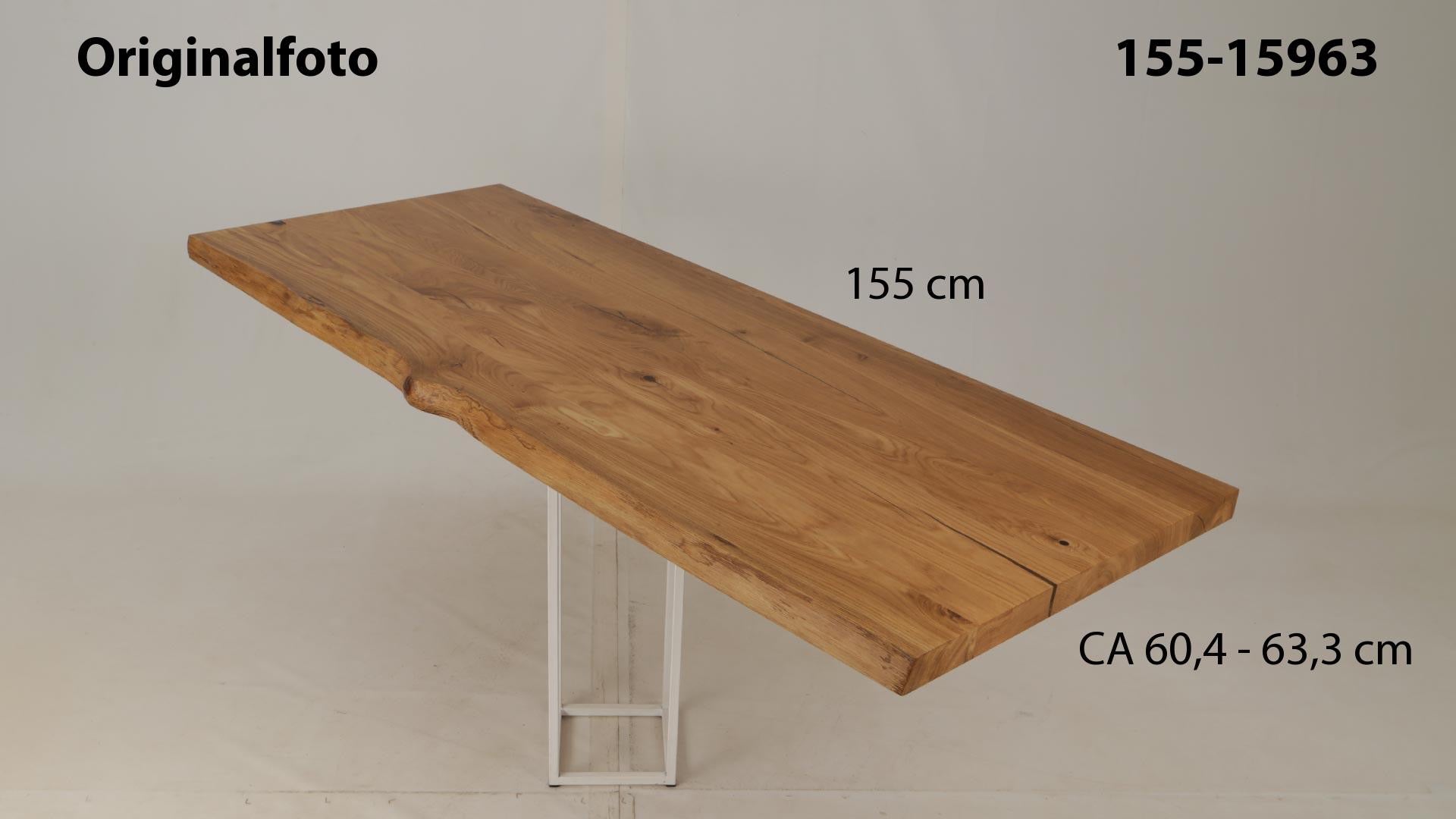 Eichenholz-Tischplatte Nummer 155-15963, Länge 155 cm cm, Breite ca. 60.4 cm–63.3 cm, mit gebürsteter Baumkante, geschliffen, 2 Schichten italienisches Öl, Äste und Risse mit Epoxidharz