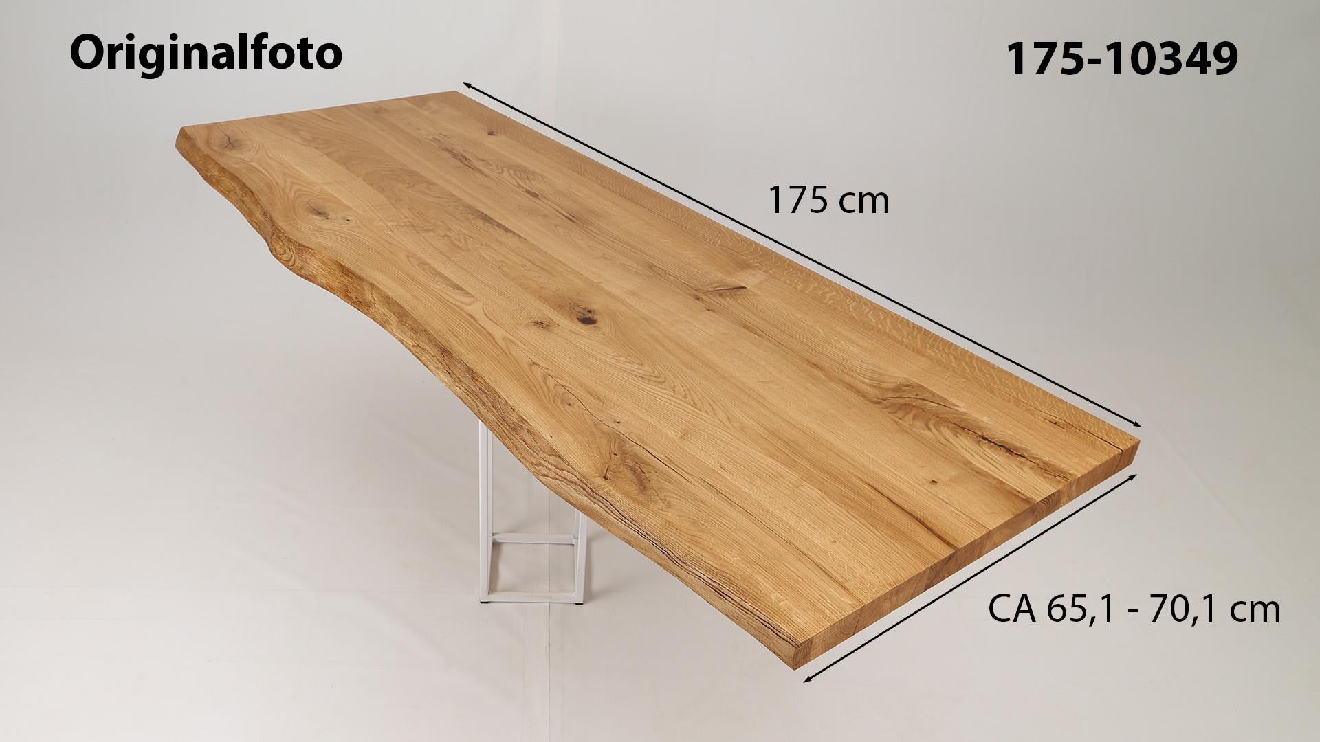 Eichenholz-Tischplatte Nummer 175-10349, Länge 175 cm cm, Breite ca. 65.1 cm–70.1 cm, mit gebürsteter Baumkante, geschliffen, 2 Schichten italienisches Öl, Äste und Risse mit Epoxidharz