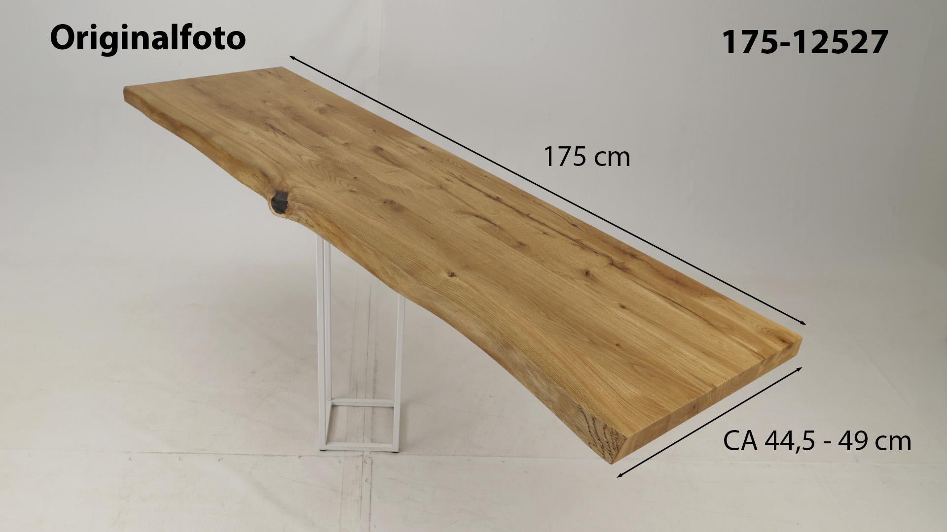 Eichenholz-Tischplatte Nummer 175-12527, Länge 175 cm cm, Breite ca. 44.5 cm–49 cm, mit gebürsteter Baumkante, geschliffen, 2 Schichten italienisches Öl, Äste und Risse mit Epoxidharz