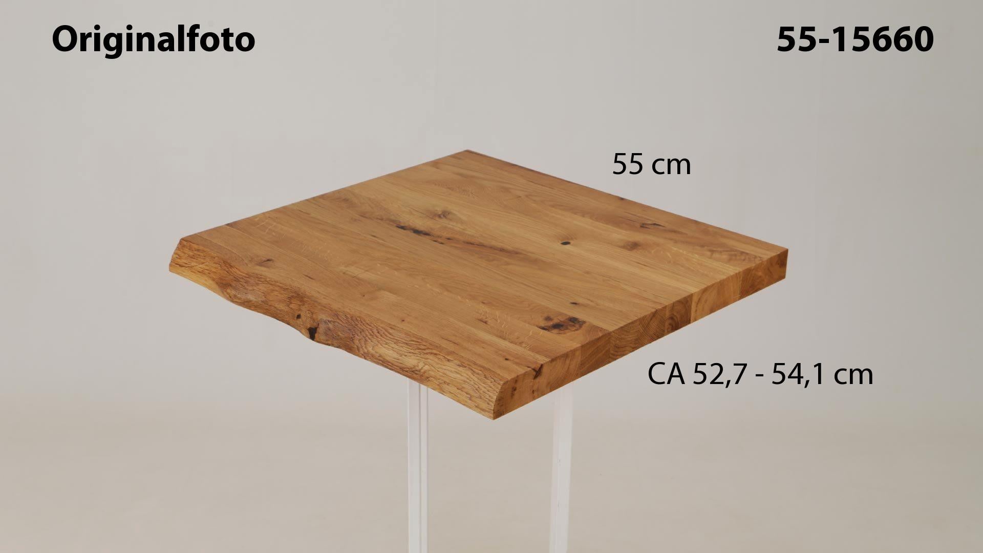 Eichenholz-Tischplatte Nummer 55-15660, Länge 55 cm cm, Breite ca. 52.7 cm–54.1 cm, mit gebürsteter Baumkante, geschliffen, 2 Schichten italienisches Öl, Äste und Risse mit Epoxidharz