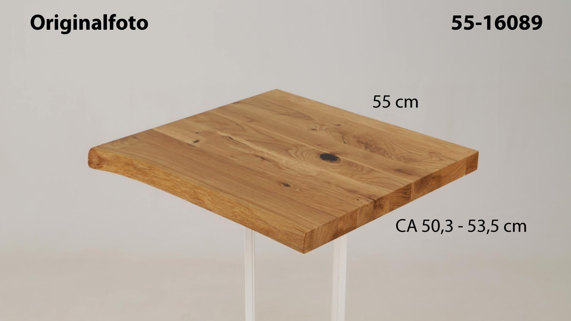 Eichenholz-Tischplatte Nummer 55-16089, Länge 55 cm cm, Breite ca. 50.3 cm–53.5 cm, mit gebürsteter Baumkante, geschliffen, 2 Schichten italienisches Öl, Äste und Risse mit Epoxidharz