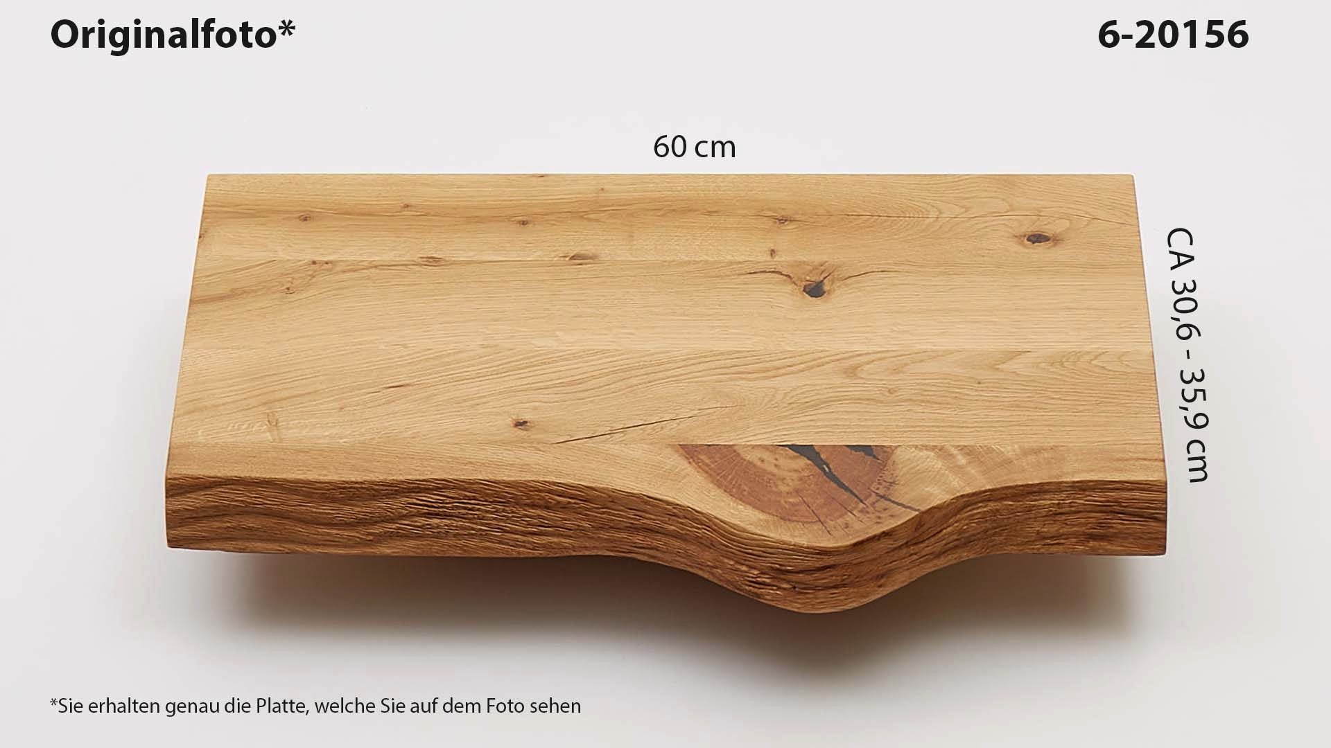 Eichenholz-Tischplatte Nummer 6-20156, Länge 60 cm cm, Breite ca. 30.6 cm–35.9 cm, mit gebürsteter Baumkante, geschliffen, 2 Schichten italienisches Öl, Äste und Risse mit Epoxidharz