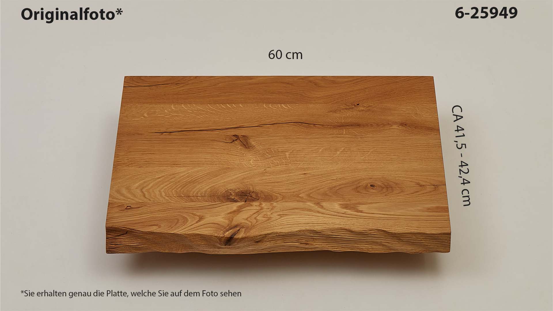 Eichenholz-Tischplatte Nummer 6-25949, Länge 60 cm cm, Breite ca. 41.5 cm–42.4 cm, mit gebürsteter Baumkante, geschliffen, 2 Schichten italienisches Öl, Äste und Risse mit Epoxidharz