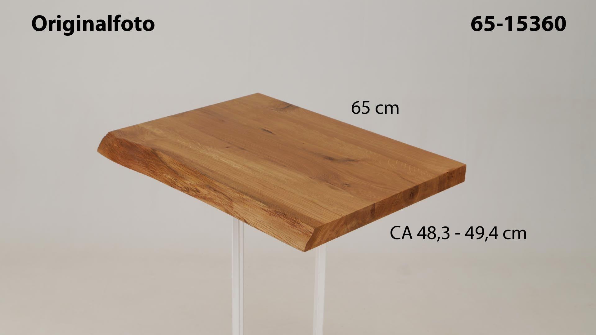 Eichenholz-Tischplatte Nummer 65-15360, Länge 65 cm cm, Breite ca. 48.3 cm–49.4 cm, mit gebürsteter Baumkante, geschliffen, 2 Schichten italienisches Öl, Äste und Risse mit Epoxidharz