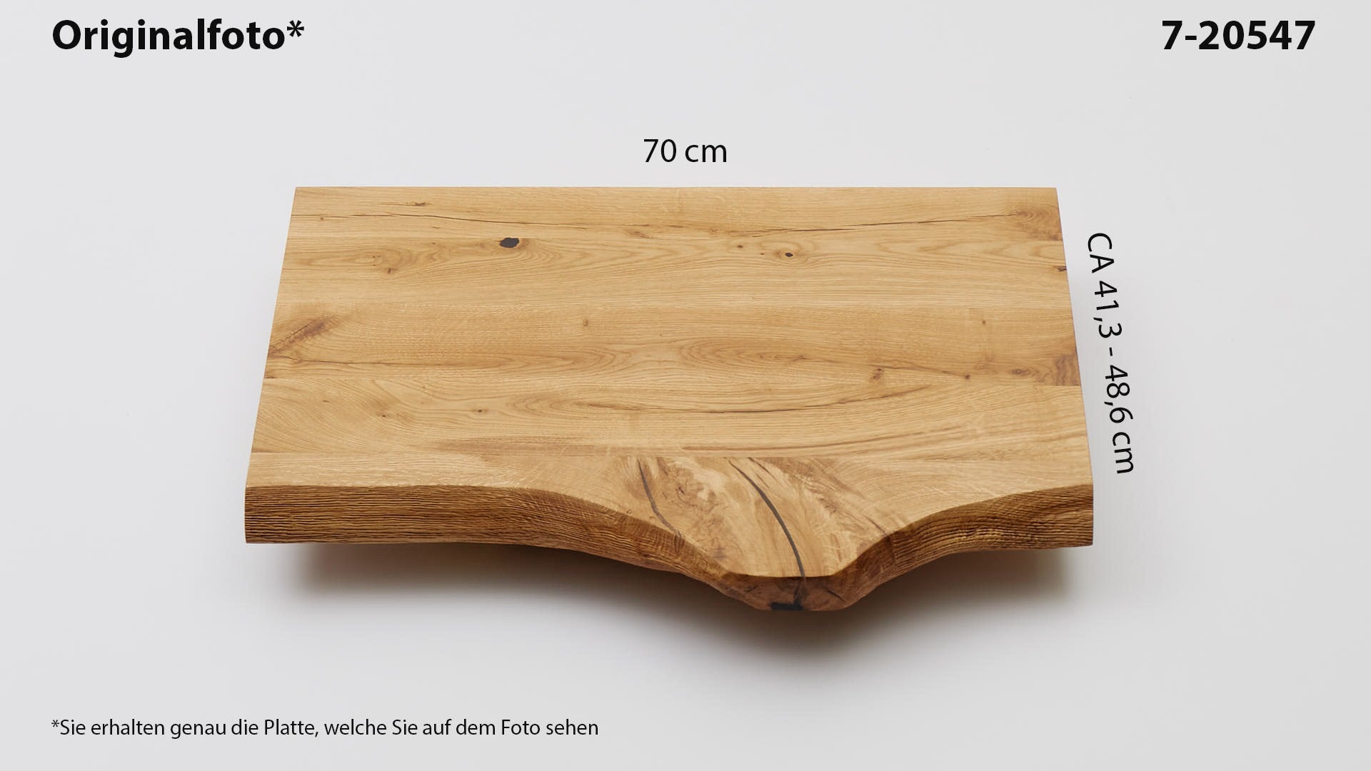 Eichenholz-Tischplatte Nummer 7-20547, Länge 70 cm cm, Breite ca. 41.3 cm–48.6 cm, mit gebürsteter Baumkante, geschliffen, 2 Schichten italienisches Öl, Äste und Risse mit Epoxidharz