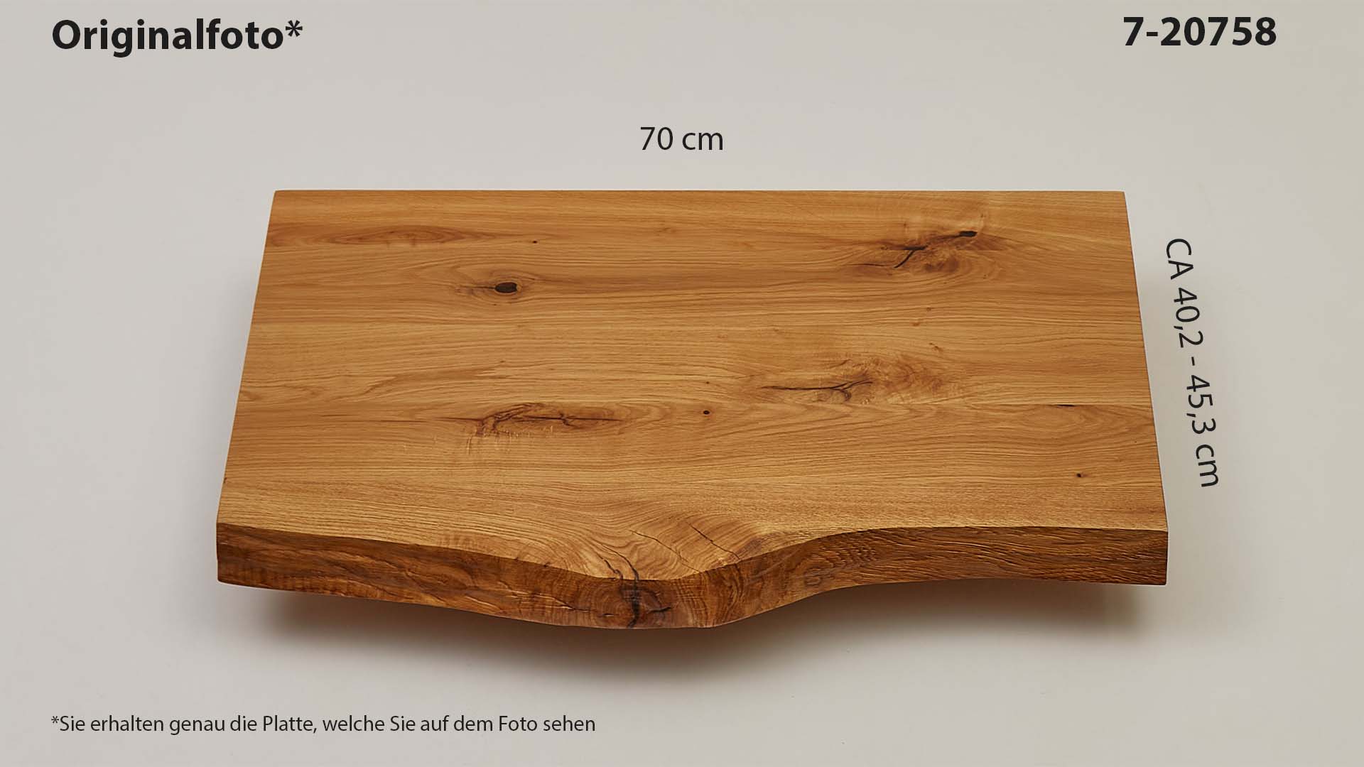 Eichenholz-Tischplatte Nummer 7-20758, Länge 70 cm cm, Breite ca. 40.2 cm–47.8 cm, mit gebürsteter Baumkante, geschliffen, 2 Schichten italienisches Öl, Äste und Risse mit Epoxidharz