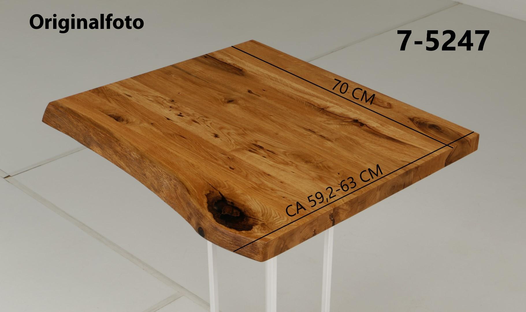 Eichenholz-Tischplatte Nummer 7-5247, Länge 70 cm cm, Breite ca. 59.2 cm–63 cm, mit gebürsteter Baumkante, geschliffen, 2 Schichten italienisches Öl, Äste und Risse mit Epoxidharz