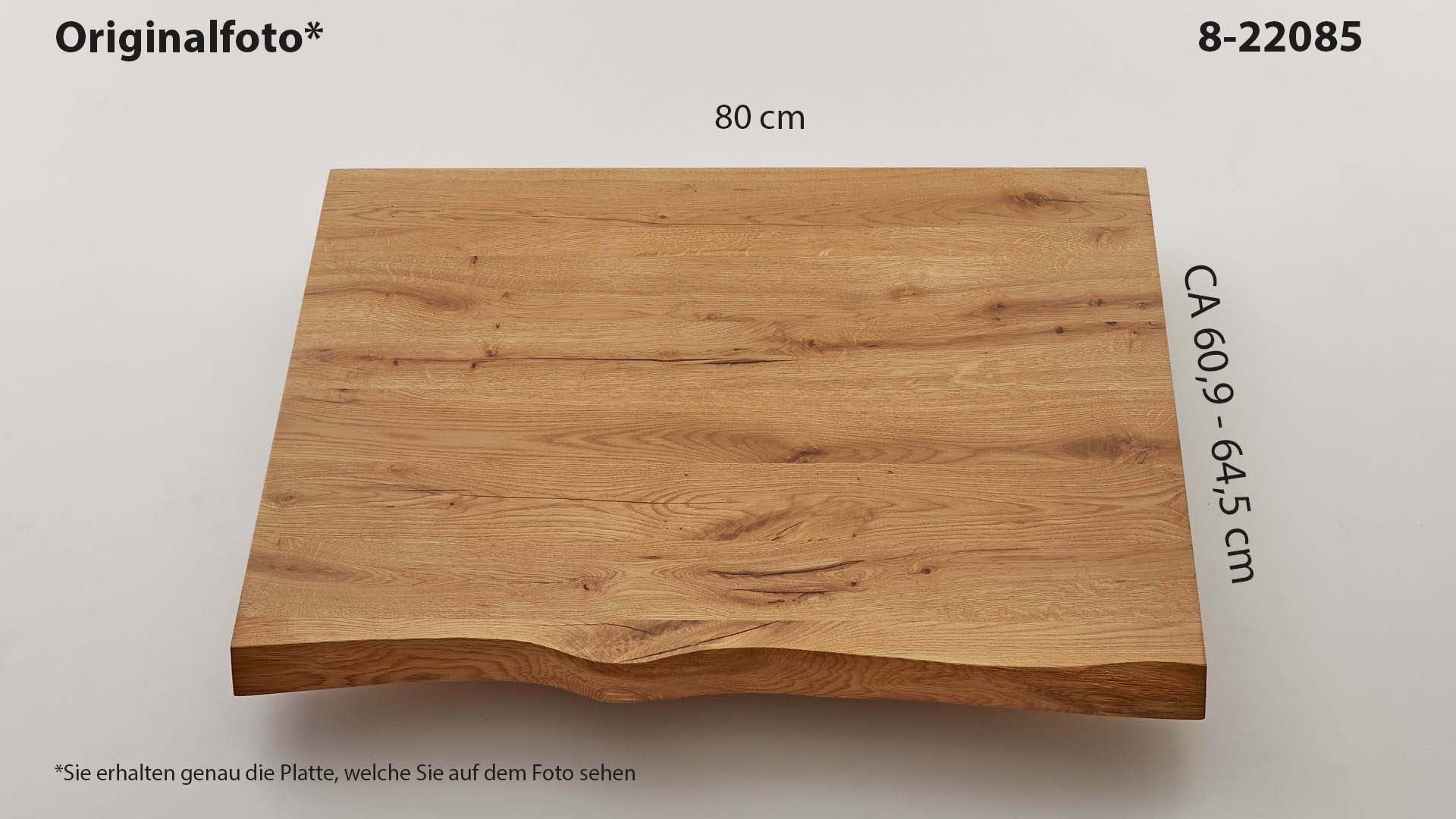 Eichenholz-Tischplatte Nummer 8-22085, Länge 80 cm cm, Breite ca. 60.9 cm–64.5 cm, mit gebürsteter Baumkante, geschliffen, 2 Schichten italienisches Öl, Äste und Risse mit Epoxidharz
