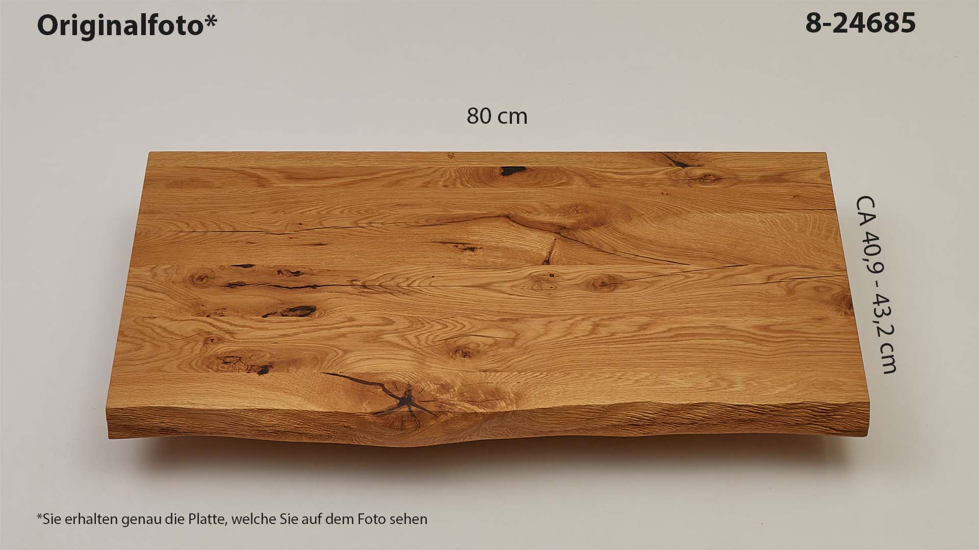 Eichenholz-Tischplatte Nummer 8-24685, Länge 80 cm cm, Breite ca. 40.9 cm–43.2 cm, mit gebürsteter Baumkante, geschliffen, 2 Schichten italienisches Öl, Äste und Risse mit Epoxidharz