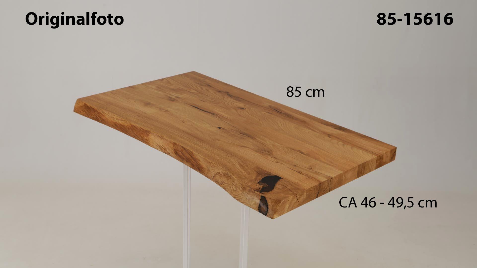 Eichenholz-Tischplatte Nummer 85-15616, Länge 85 cm cm, Breite ca. 46 cm–49.5 cm, mit gebürsteter Baumkante, geschliffen, 2 Schichten italienisches Öl, Äste und Risse mit Epoxidharz