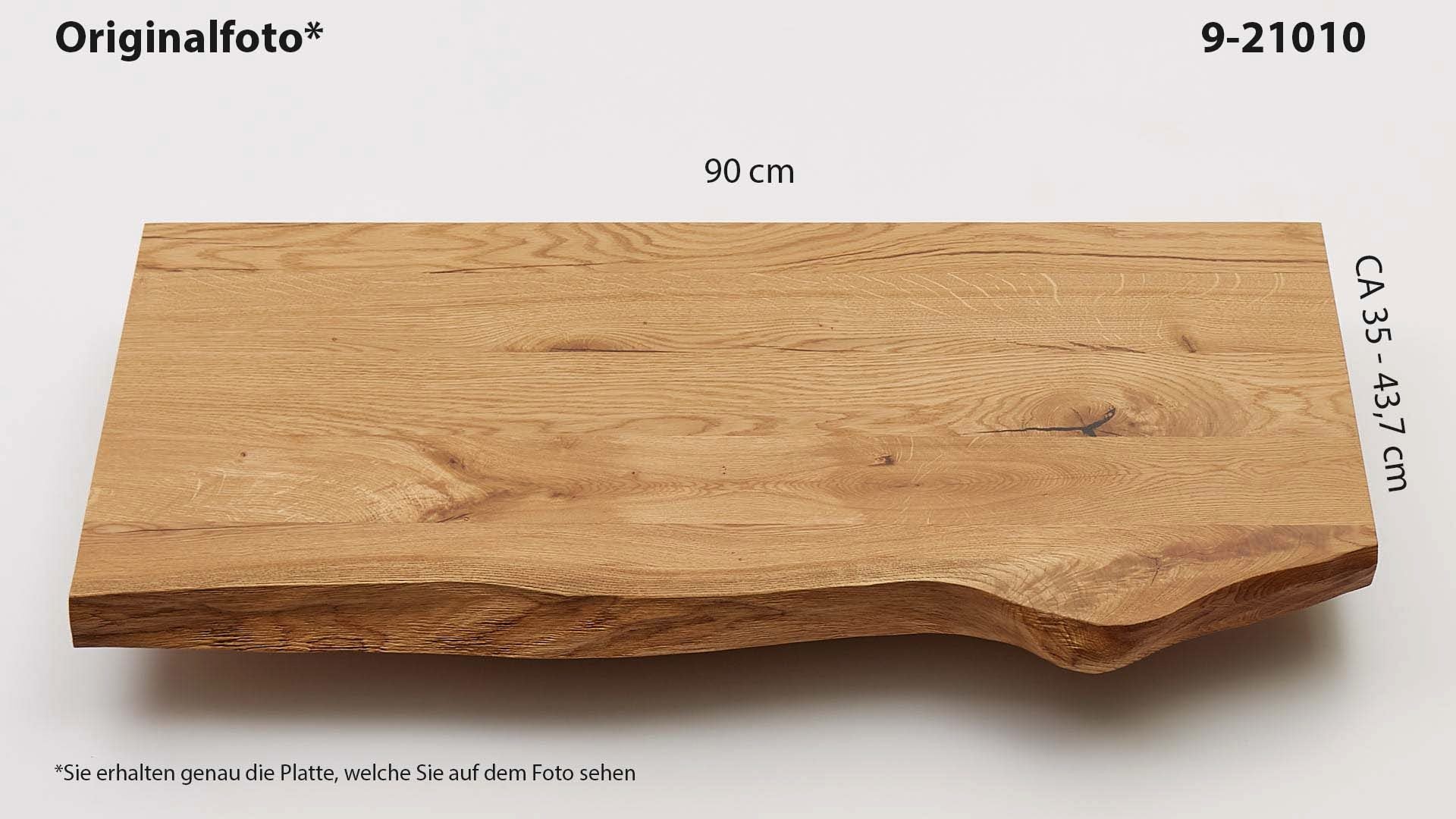 Eichenholz-Tischplatte Nummer 9-21010, Länge 90 cm cm, Breite ca. 35 cm–43.7 cm, mit gebürsteter Baumkante, geschliffen, 2 Schichten italienisches Öl, Äste und Risse mit Epoxidharz