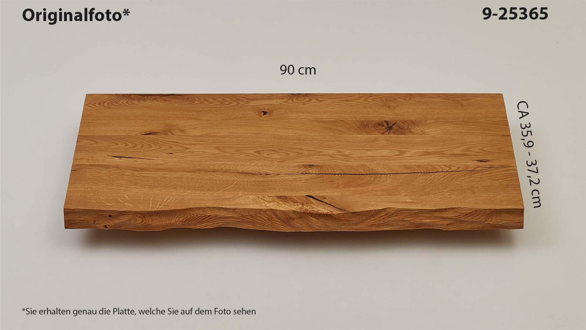 Eichenholz-Tischplatte Nummer 9-25365, Länge 90 cm cm, Breite ca. 35.9 cm–37.2 cm, mit gebürsteter Baumkante, geschliffen, 2 Schichten italienisches Öl, Äste und Risse mit Epoxidharz