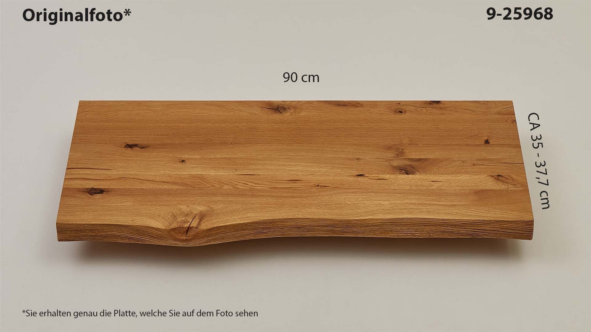 Eichenholz-Tischplatte Nummer 9-25968, Länge 90 cm cm, Breite ca. 35 cm–37.7 cm, mit gebürsteter Baumkante, geschliffen, 2 Schichten italienisches Öl, Äste und Risse mit Epoxidharz