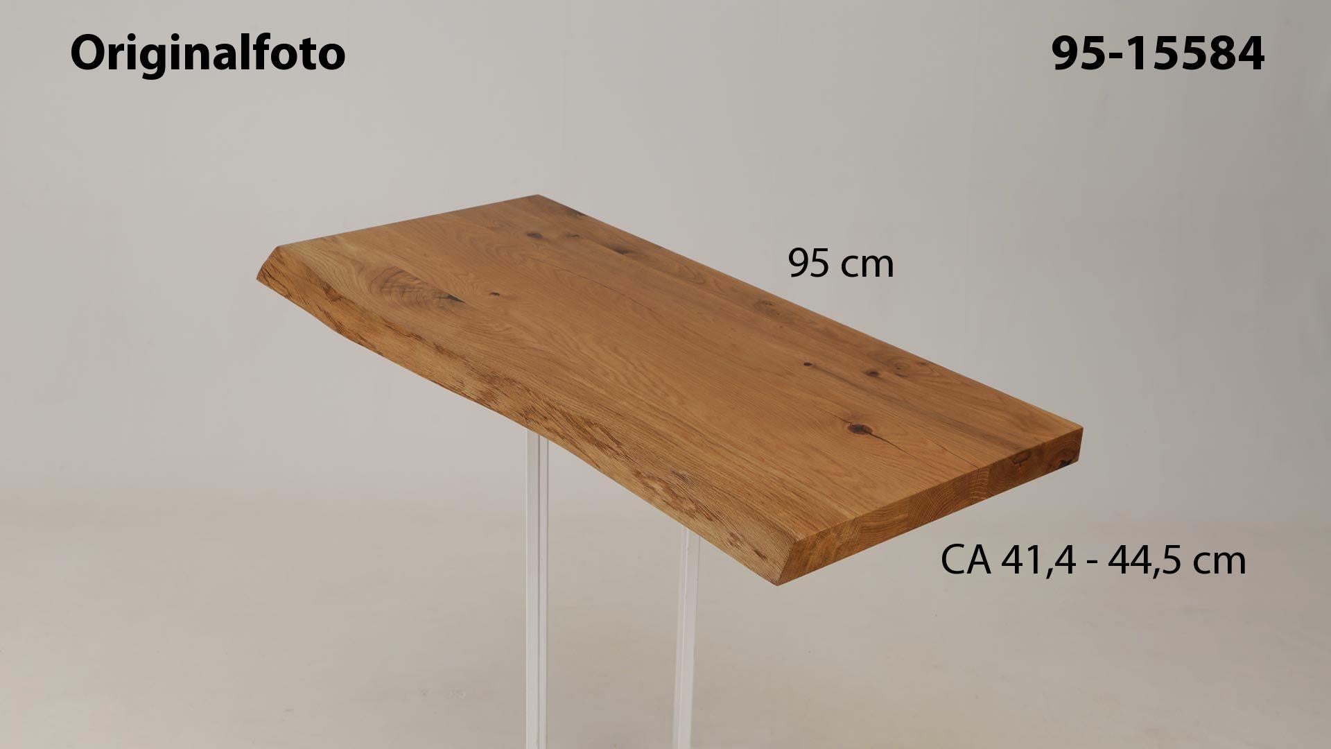 Eichenholz-Tischplatte Nummer 95-15584, Länge 95 cm cm, Breite ca. 41.4 cm–44.5 cm, mit gebürsteter Baumkante, geschliffen, 2 Schichten italienisches Öl, Äste und Risse mit Epoxidharz
