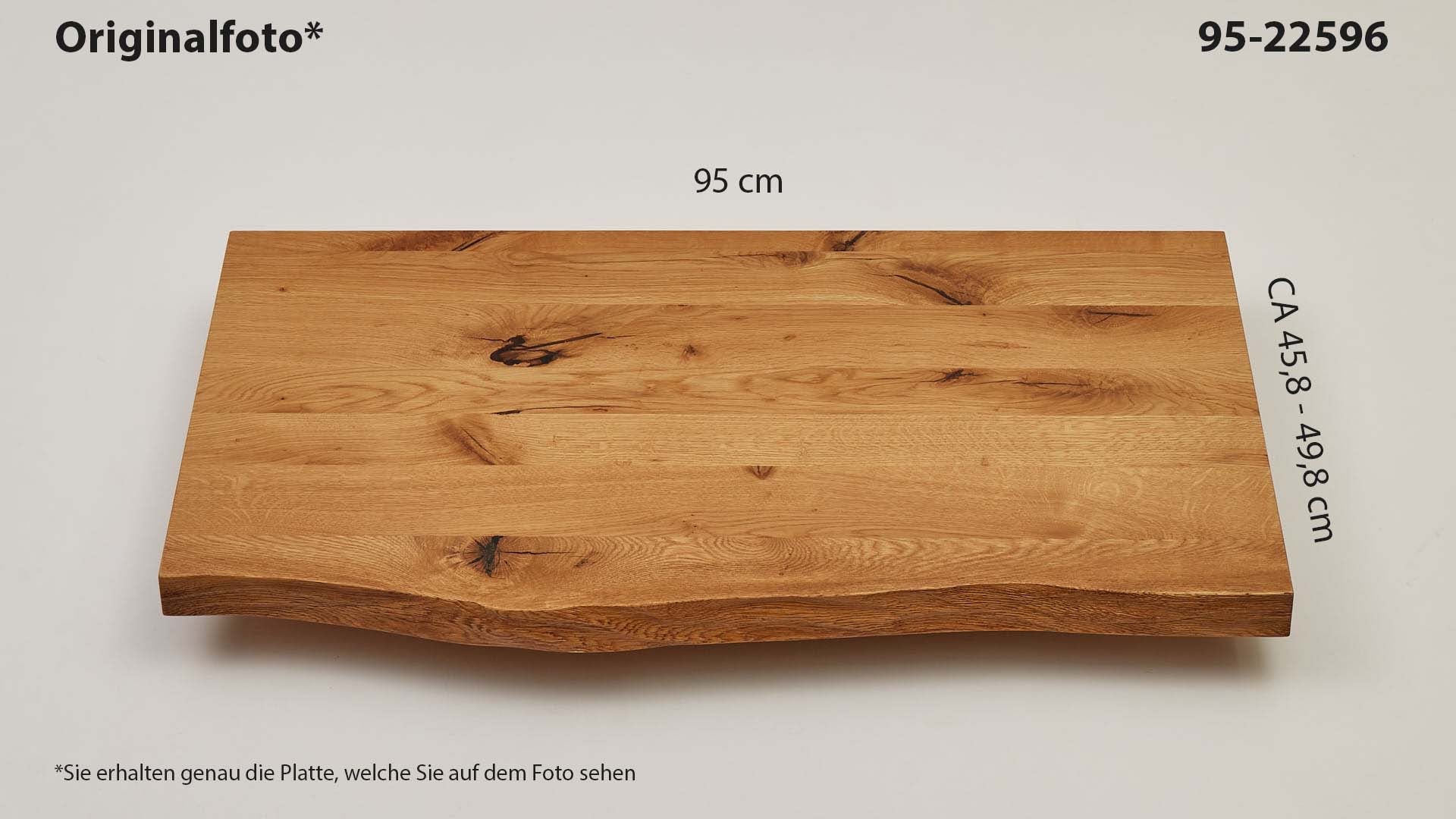Eichenholz-Tischplatte Nummer 95-22596, Länge 95 cm cm, Breite ca. 45.8 cm–49.8 cm, mit gebürsteter Baumkante, geschliffen, 2 Schichten italienisches Öl, Äste und Risse mit Epoxidharz