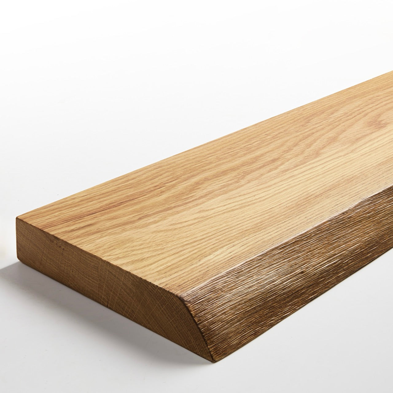 Wandregal Eiche Baumkante – Modell Ruby